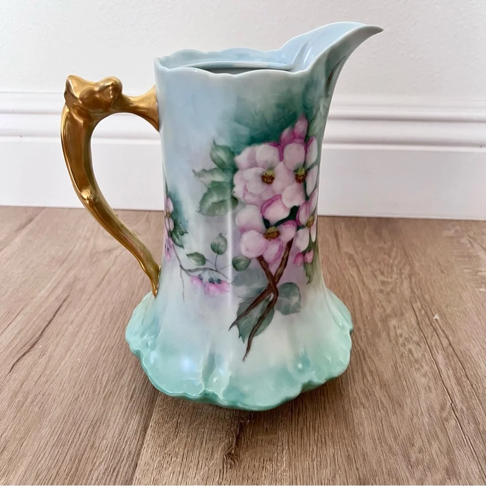 8.5” Hand Painted Flower Pitcher Tankard Artist Dorothy Gunningham Signed 1973‎